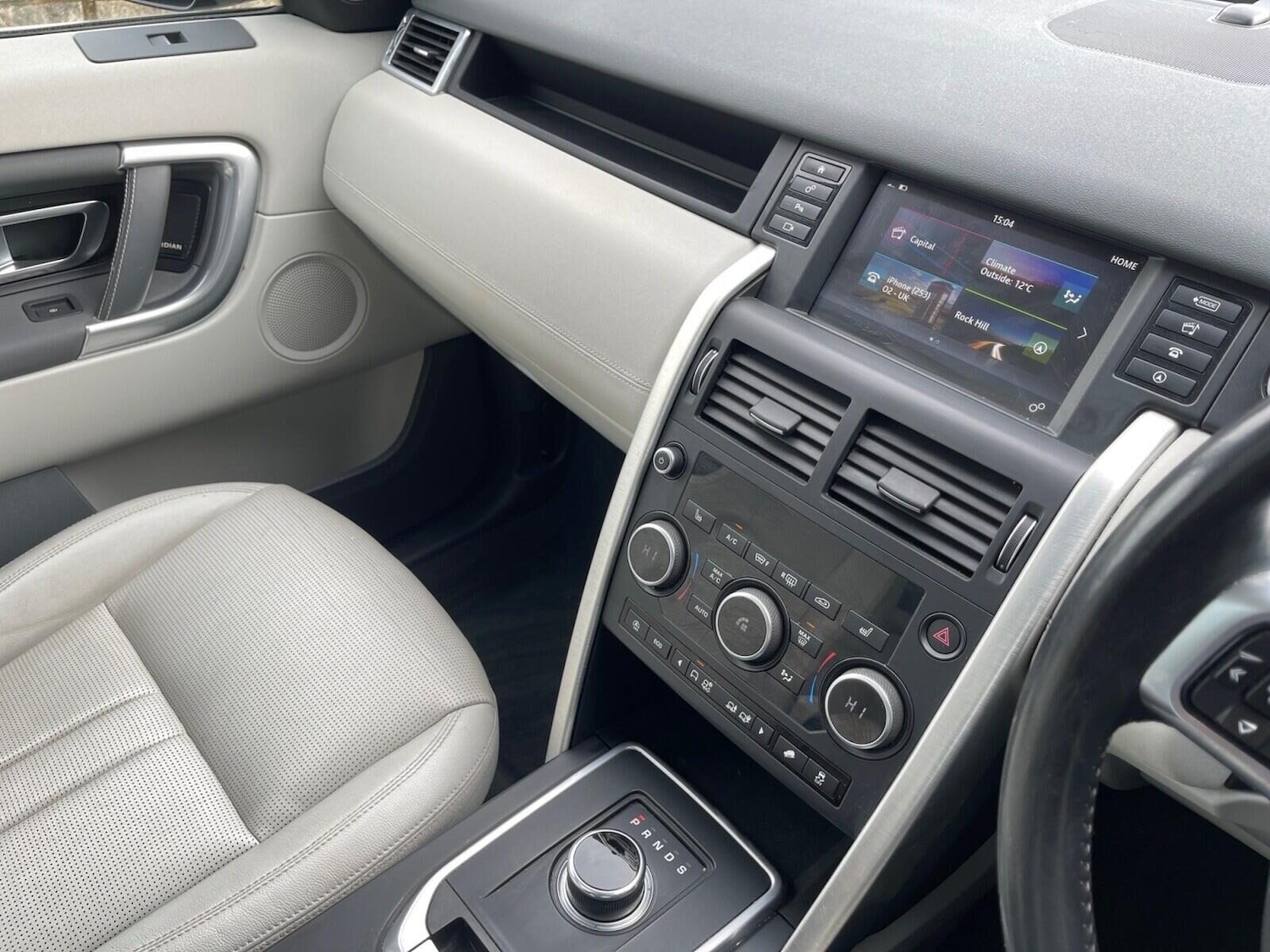 Used Land Rover Discovery Sport 2017 for sale - 78125012: Photo 26