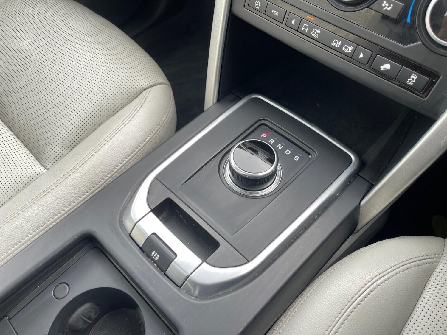 Used Land Rover Discovery Sport 2017 for sale - 78125012: Photo 27