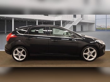 Used Ford Focus 2014 for sale - 76613561: Photo