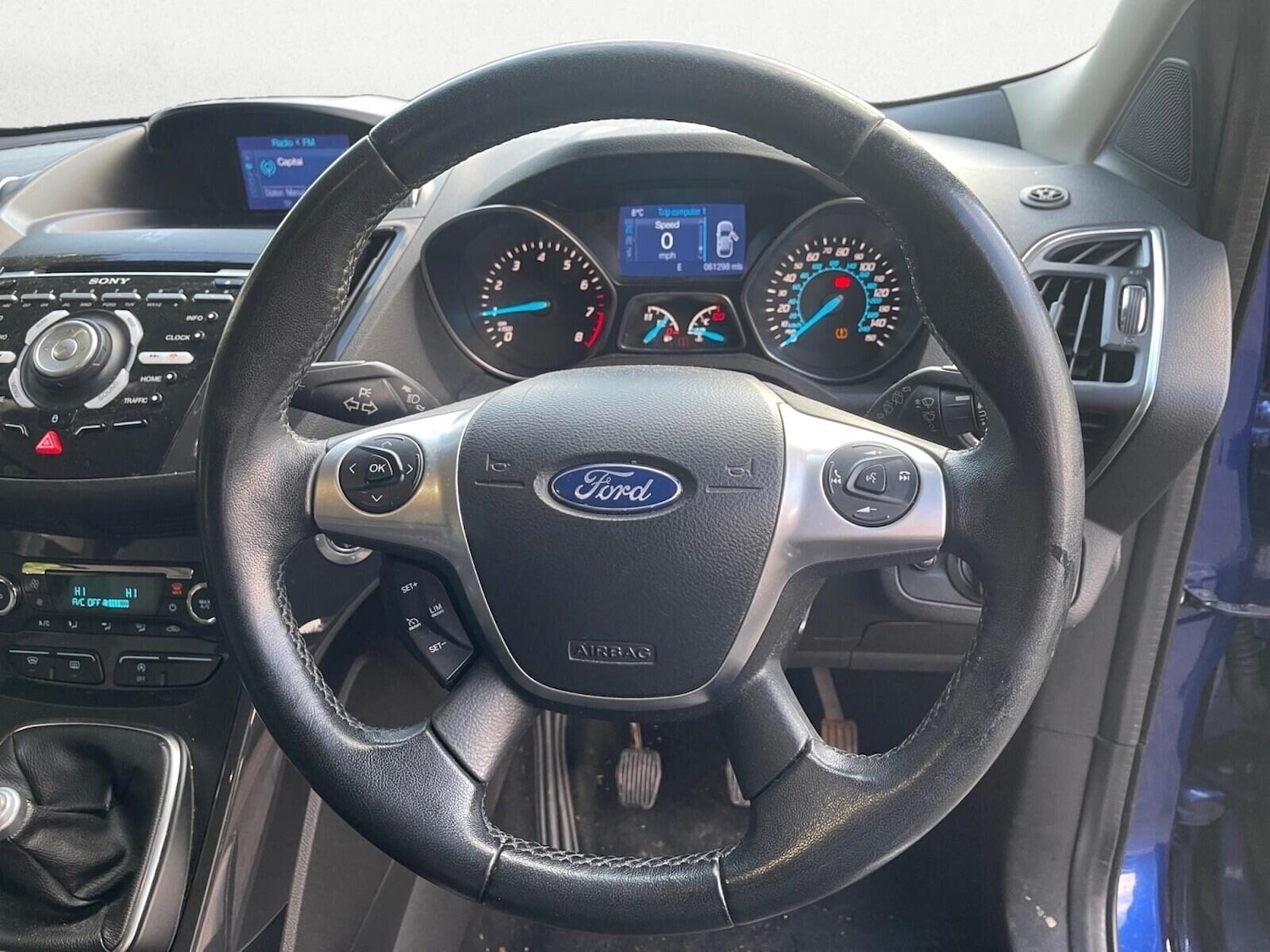 Used Ford Kuga 2015 for sale - 77240236: Photo 12