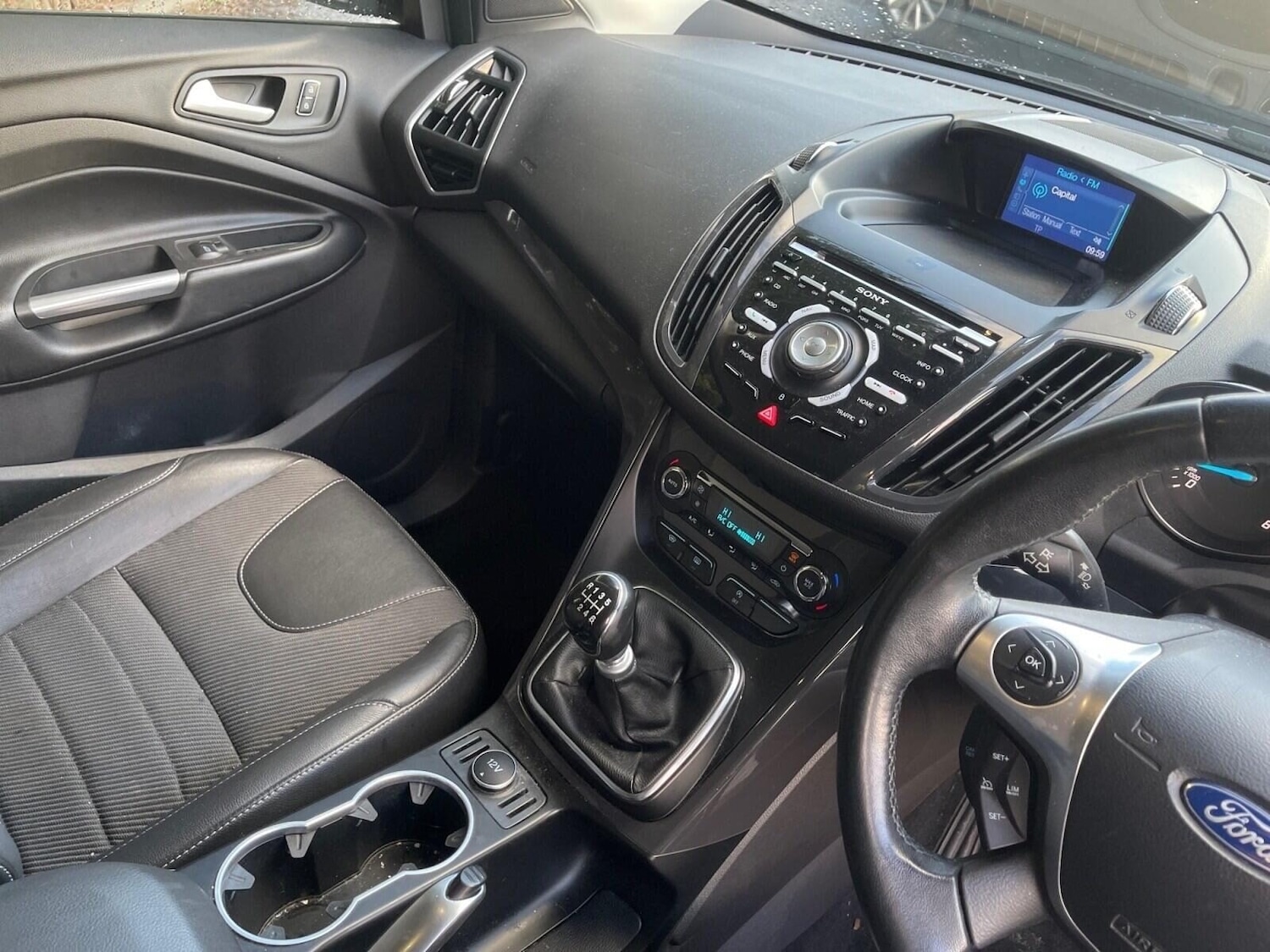 Used Ford Kuga 2015 for sale - 77240236: Photo 18