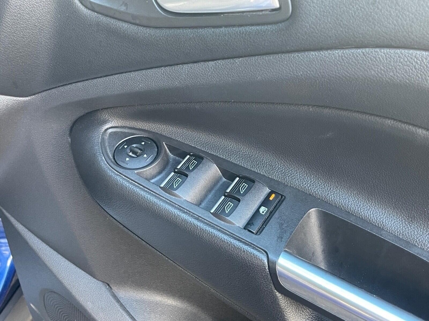 Used Ford Kuga 2015 for sale - 77240236: Photo 26