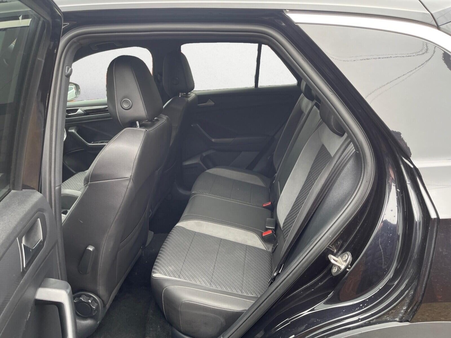 Used Volkswagen T-Roc 2021 for sale - 77831878: Photo 12