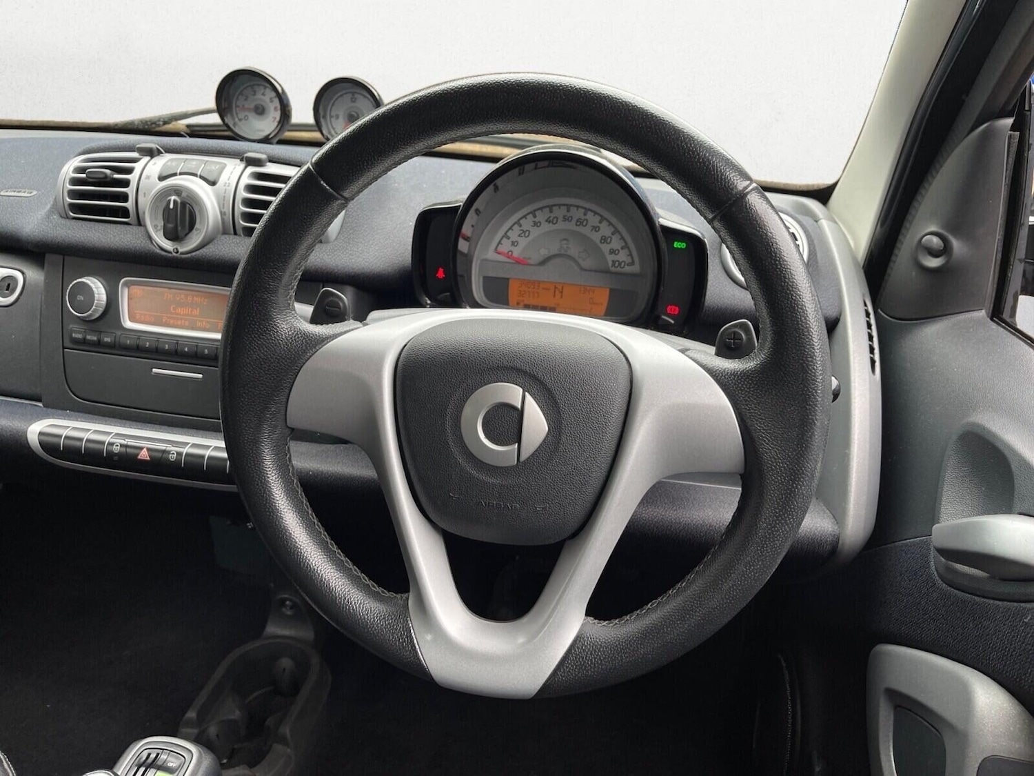 Used smart fortwo 2013 for sale - 76115667: Photo 12