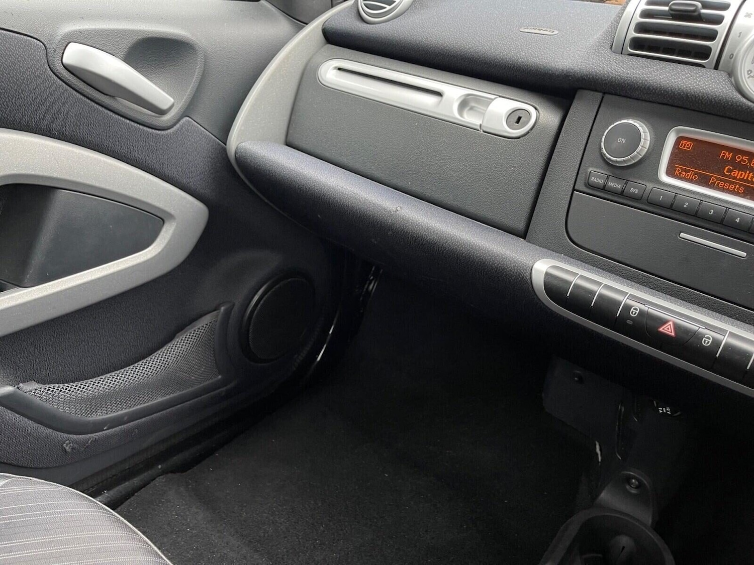 Used smart fortwo 2013 for sale - 76115667: Photo 18