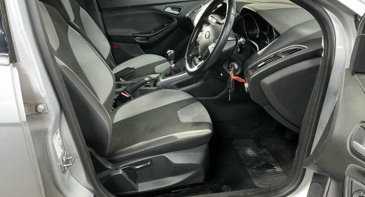 Used Ford Focus 2013 for sale - 76710644: Photo 5