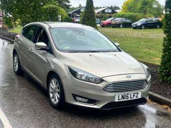 2015 (15) - 1.0 EcoBoost Titanium 5dr