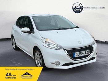 Used Peugeot 208 2014 for sale - 78894310: Photo