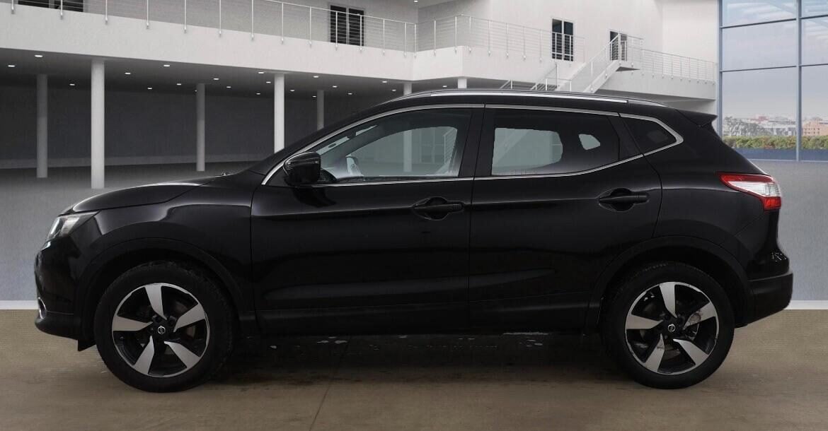 Used Nissan Qashqai 2016 for sale - 77760747: Photo 3