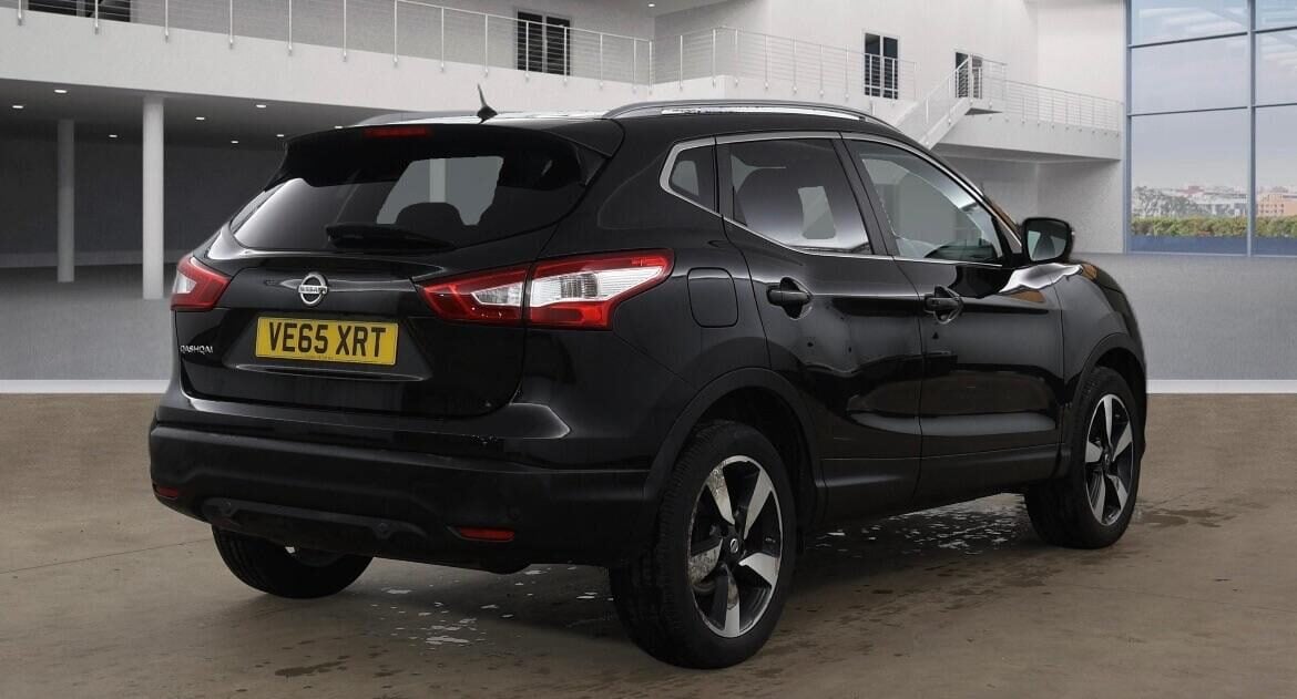 Used Nissan Qashqai 2016 for sale - 77760747: Photo 4