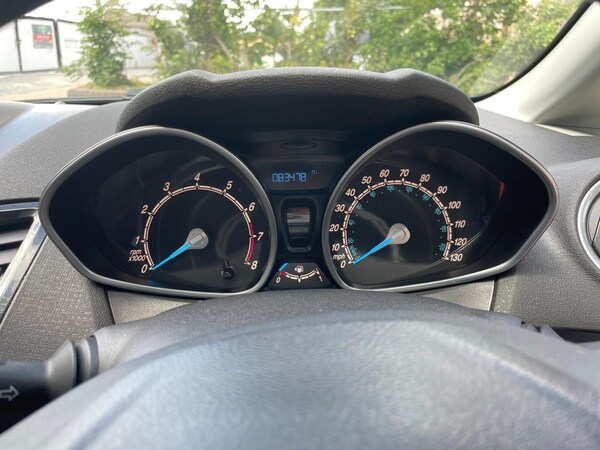 Used Ford Fiesta 2013 for sale - 75426813: Photo 14