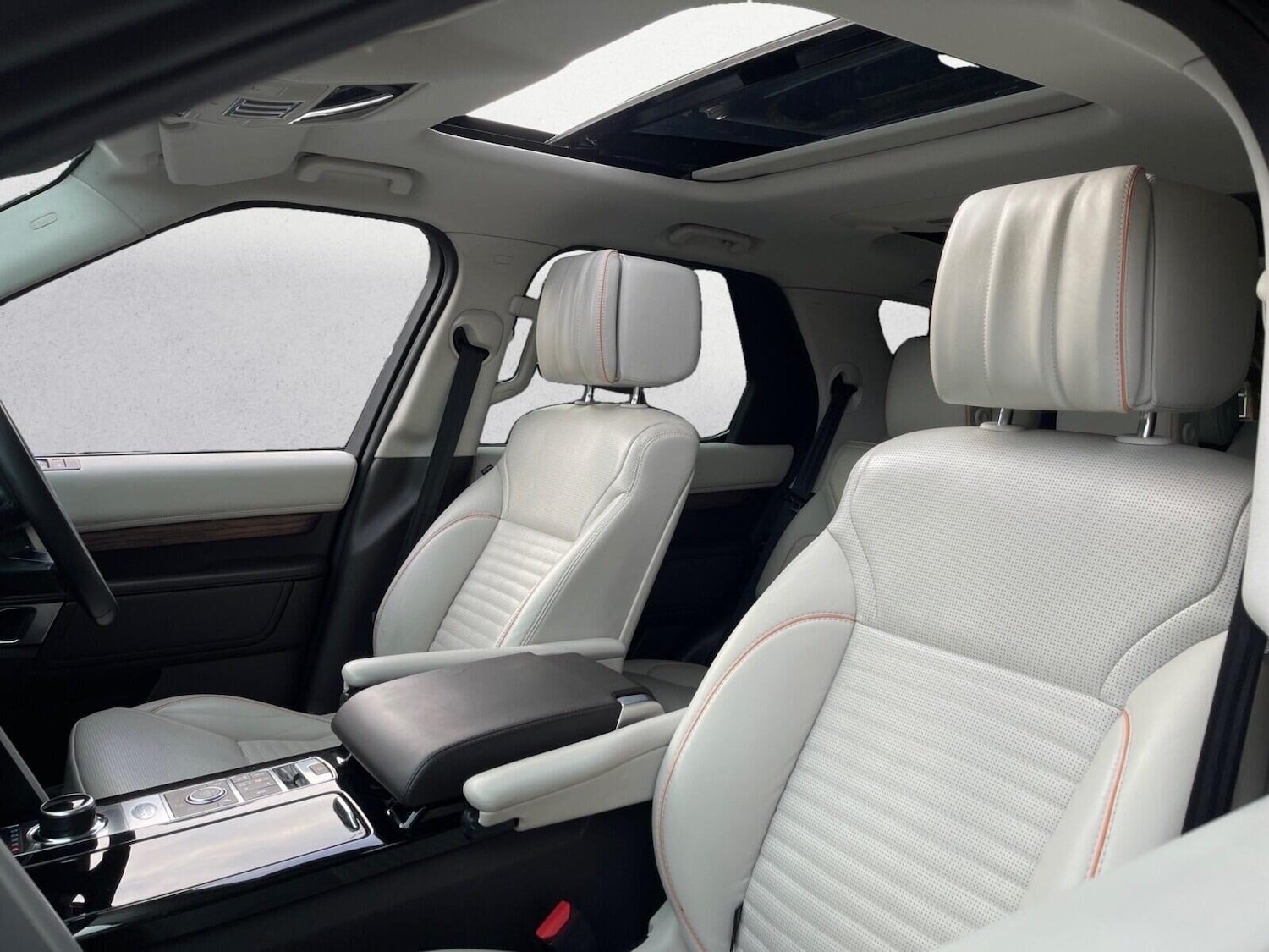 Used Land Rover Discovery 2018 for sale - 76392370: Photo 14