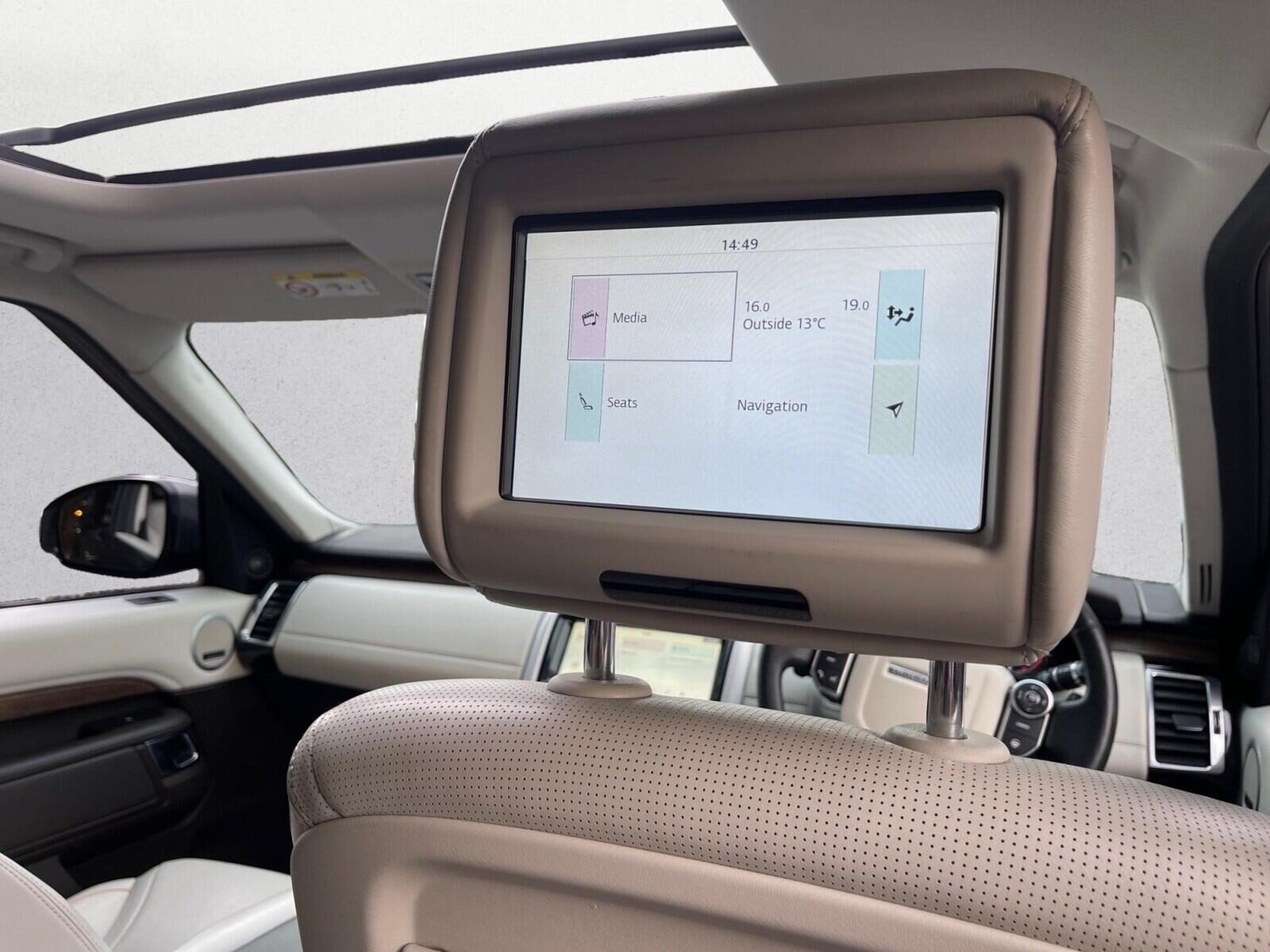 Used Land Rover Discovery 2018 for sale - 76392370: Photo 21