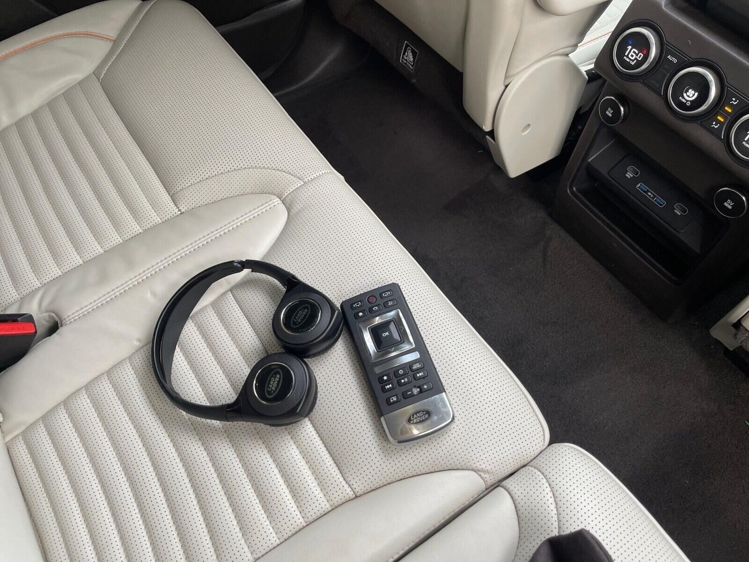 Used Land Rover Discovery 2018 for sale - 76392370: Photo 23