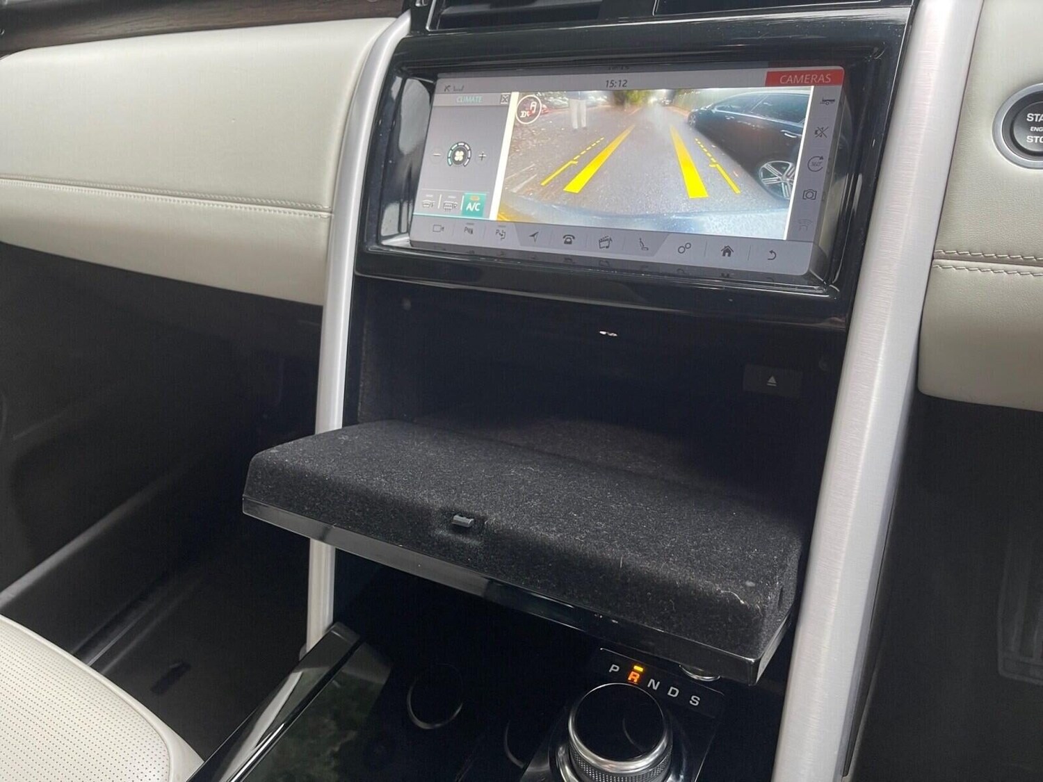 Used Land Rover Discovery 2018 for sale - 76392370: Photo 33