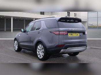 Used Land Rover Discovery 2018 for sale - 76392370: Photo