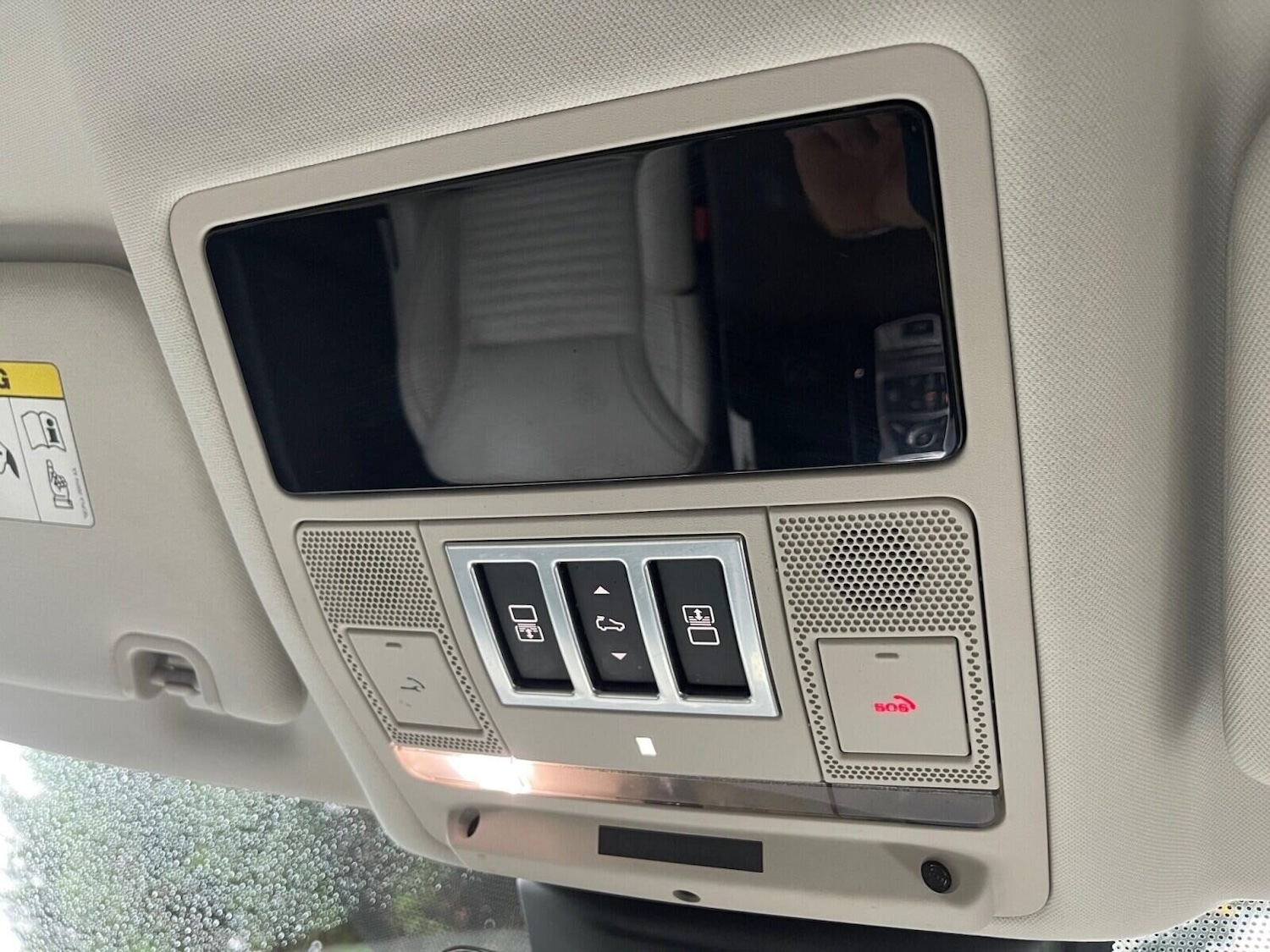 Used Land Rover Discovery 2018 for sale - 76392370: Photo 50