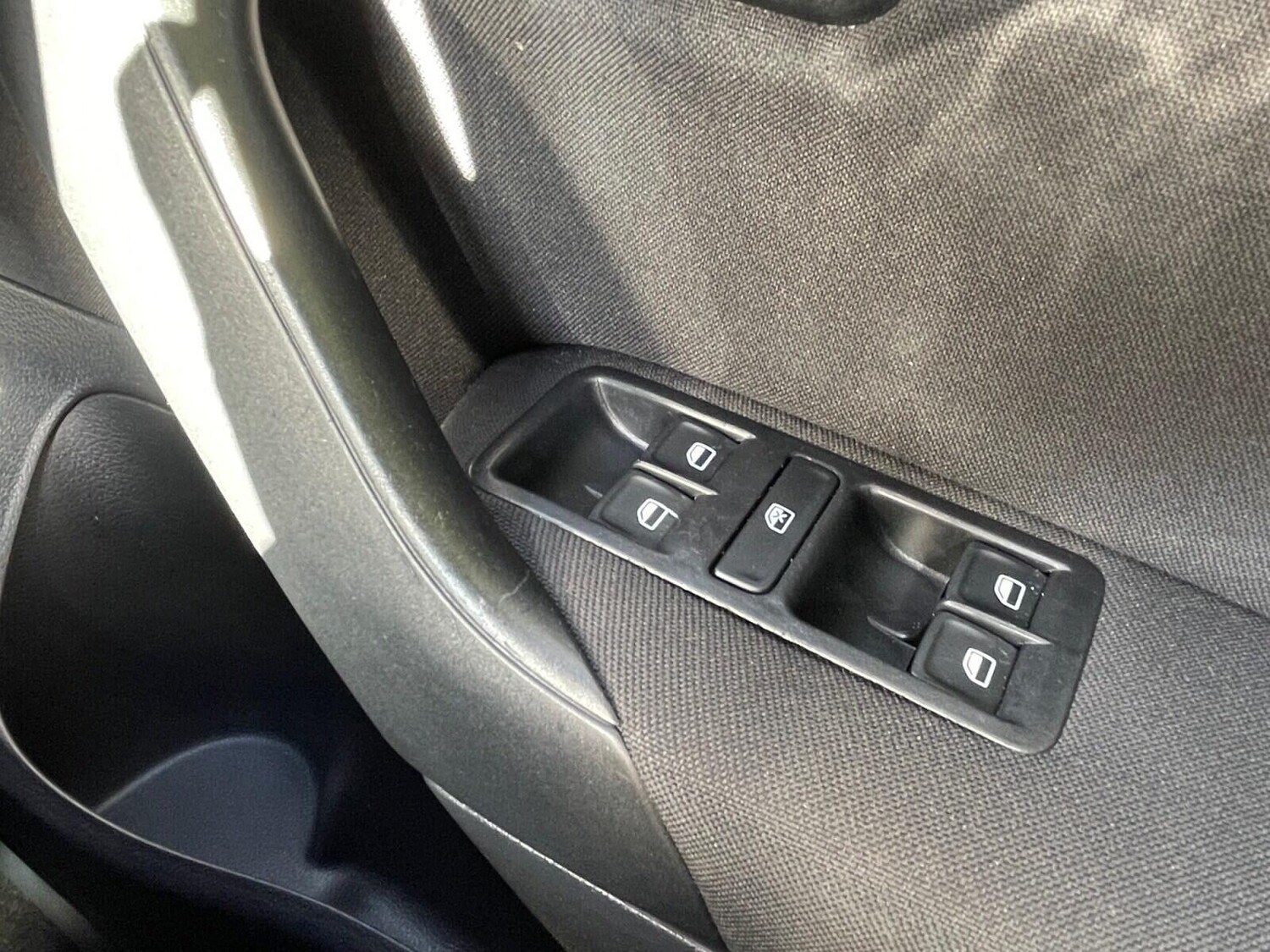 Used Volkswagen Polo 2015 for sale - 77349993: Photo 19