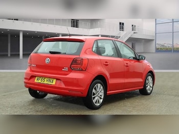 Used Volkswagen Polo 2015 for sale - 77349993: Photo