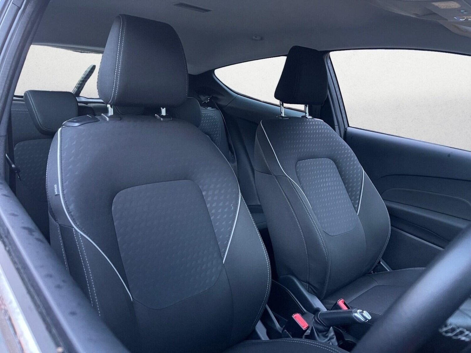 Used Ford Fiesta 2018 for sale - 76532277: Photo 14