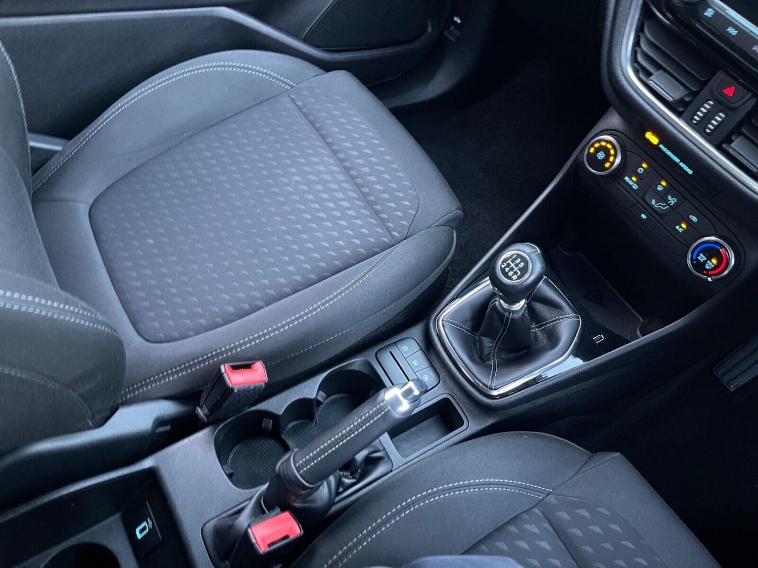 Used Ford Fiesta 2018 for sale - 76532277: Photo 20