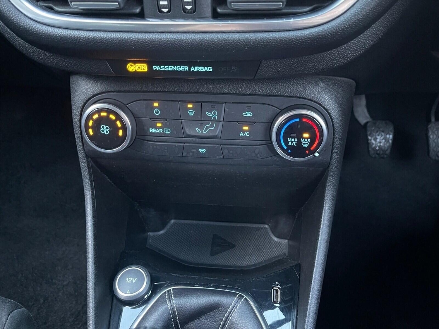 Used Ford Fiesta 2018 for sale - 76532277: Photo 24