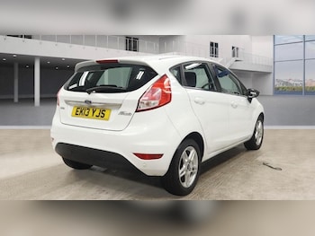 Used Ford Fiesta 2013 for sale - 77398300: Photo