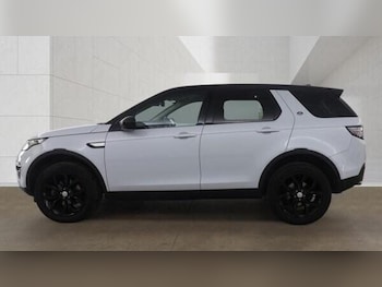 Used Land Rover Discovery Sport 2017 for sale - 78452580: Photo