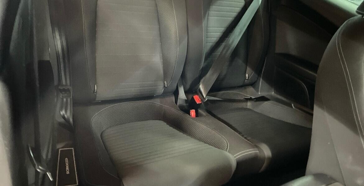 Used Volkswagen Scirocco 2011 for sale - 77582429: Photo 7