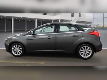 Used Ford Focus 2015 for sale - 77579664: Photo