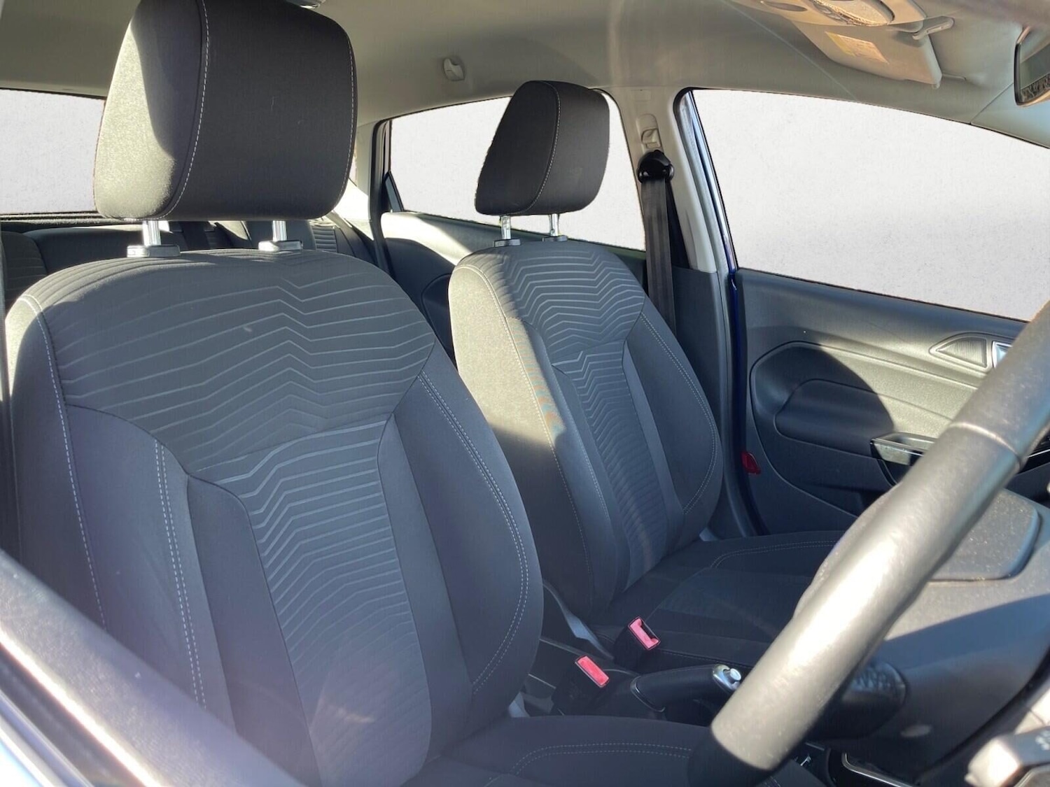 Used Ford Fiesta 2016 for sale - 76040303: Photo 11
