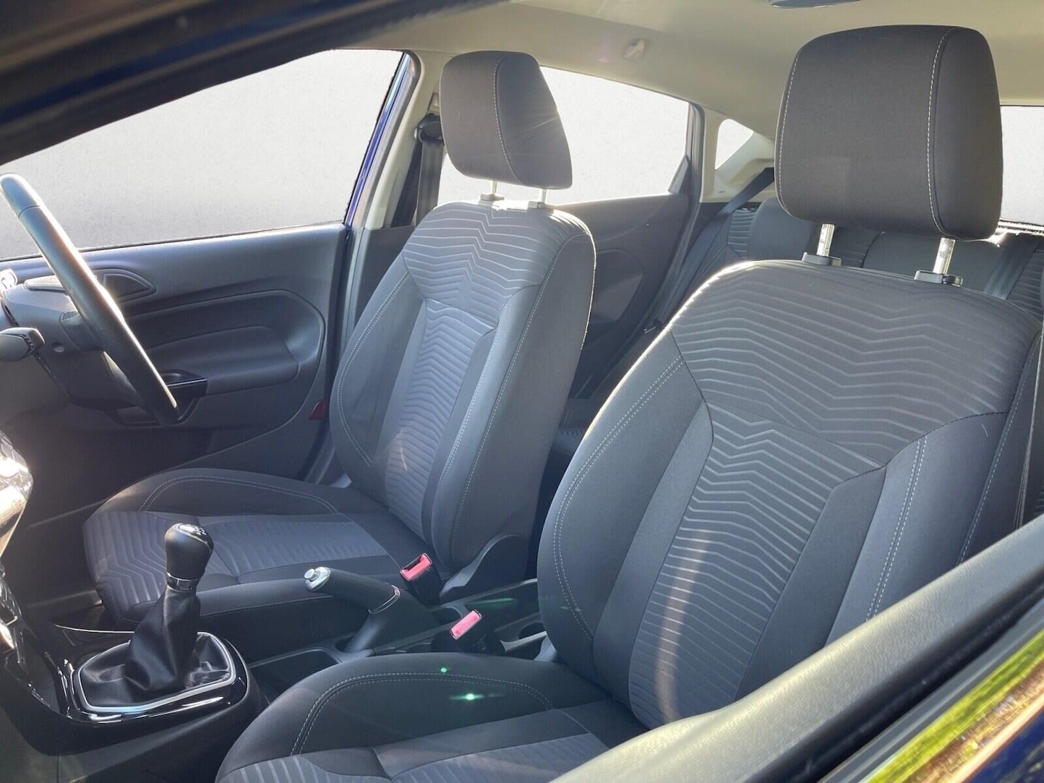 Used Ford Fiesta 2016 for sale - 76040303: Photo 12