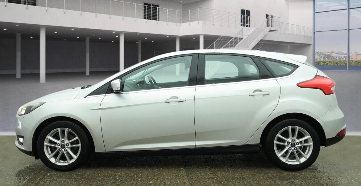 Used Ford Focus 2016 for sale - 77888318: Photo 3