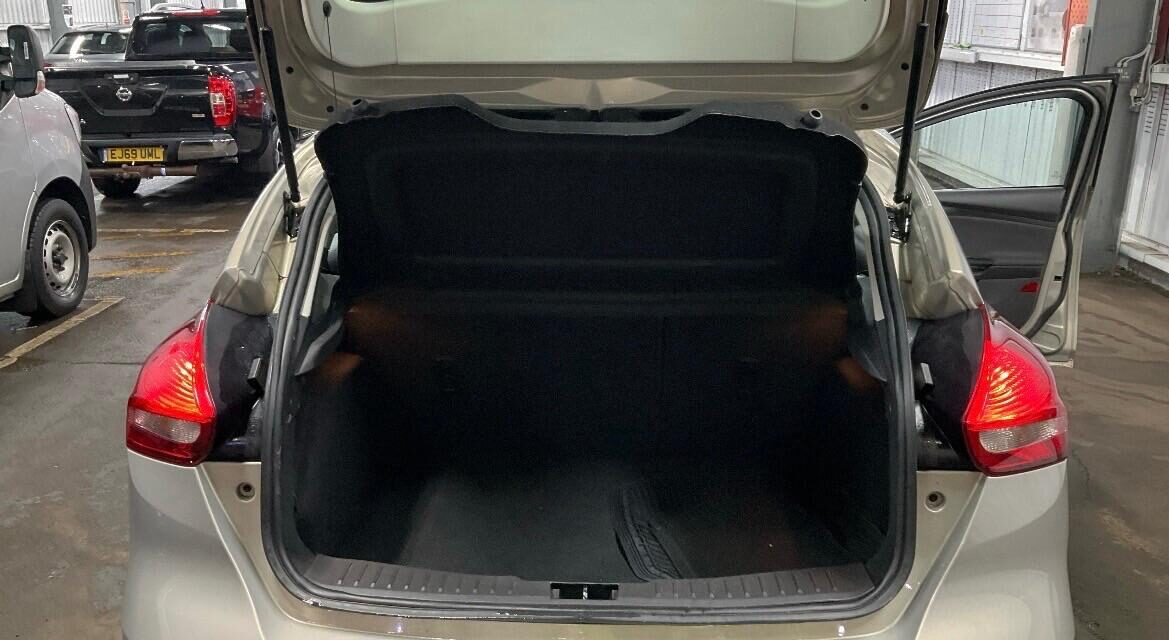 Used Ford Focus 2015 for sale - 77088532: Photo 10