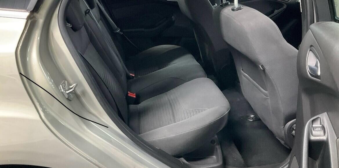 Used Ford Focus 2015 for sale - 77088532: Photo 9