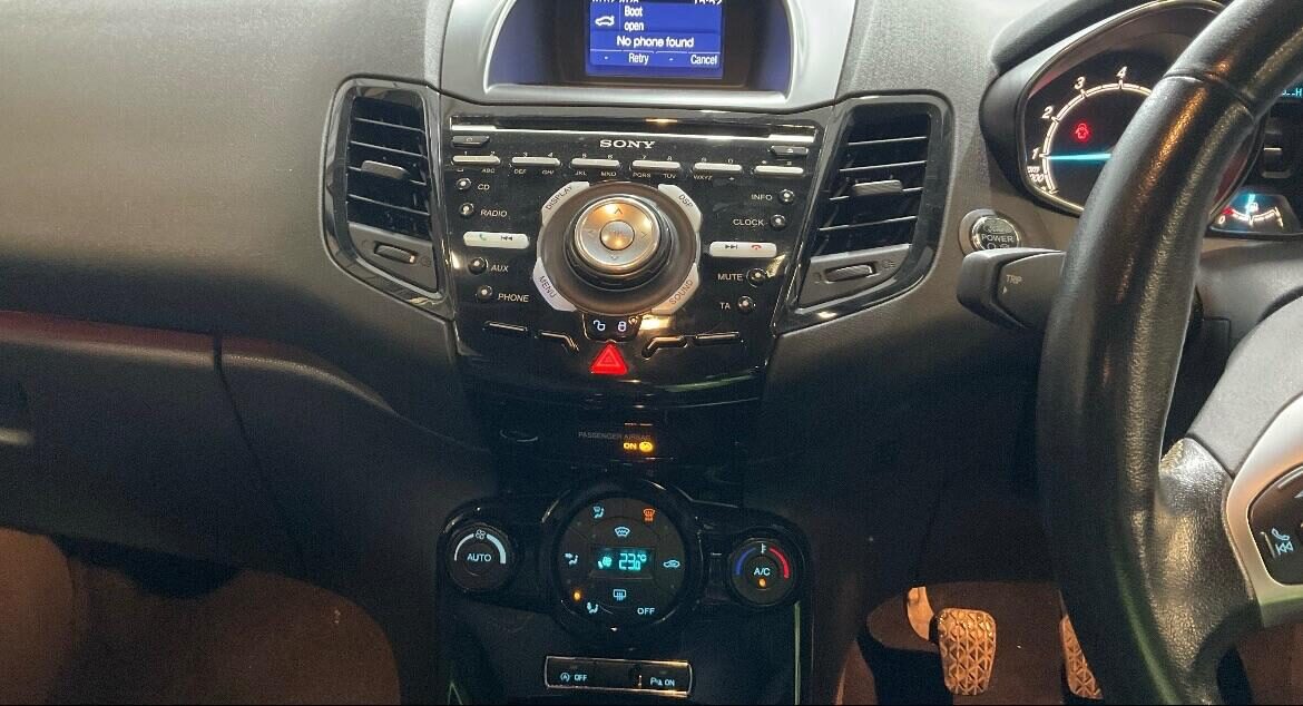 Used Ford Fiesta 2015 for sale - 77541489: Photo 8