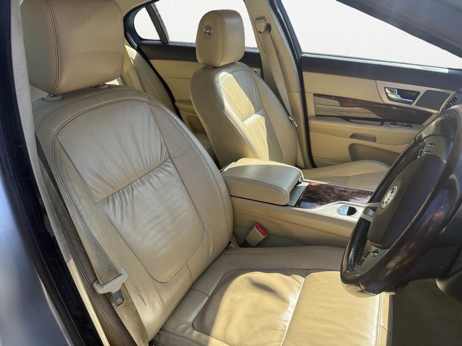 Used Jaguar XF 2011 for sale - 78164602: Photo 11