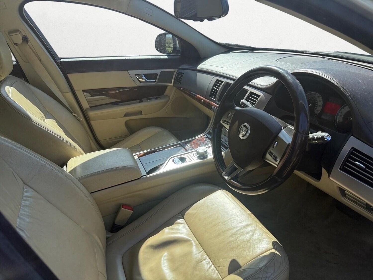Used Jaguar XF 2011 for sale - 78164602: Photo 15