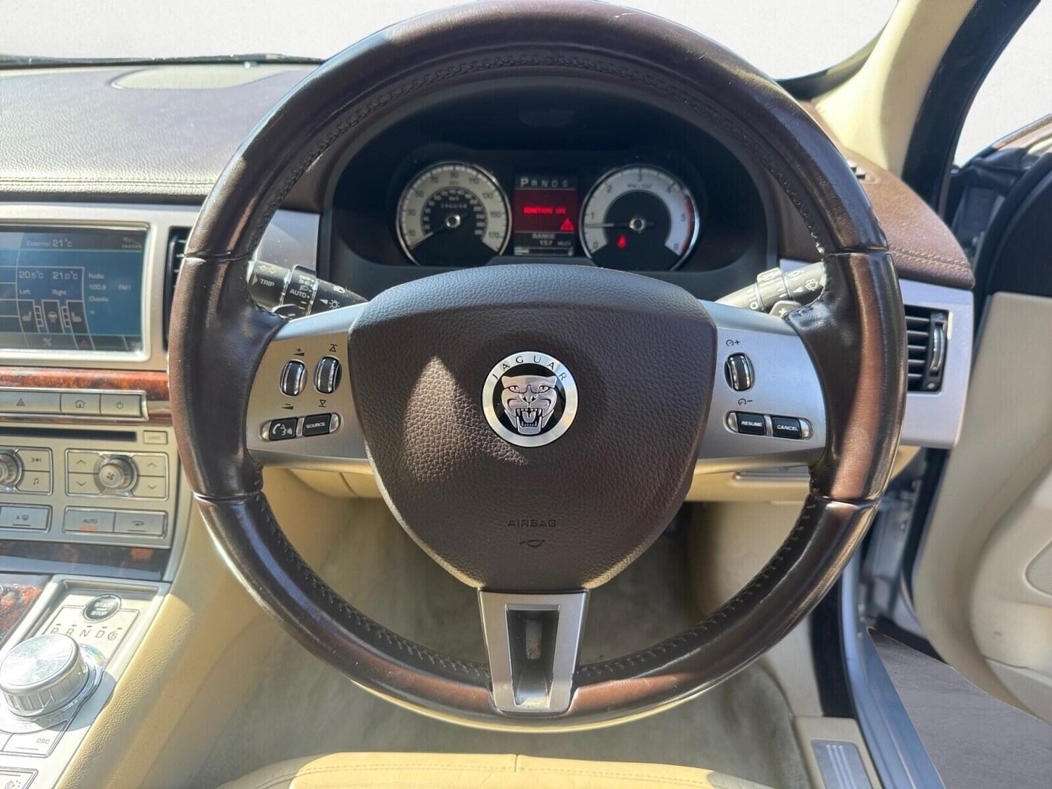 Used Jaguar XF 2011 for sale - 78164602: Photo 16