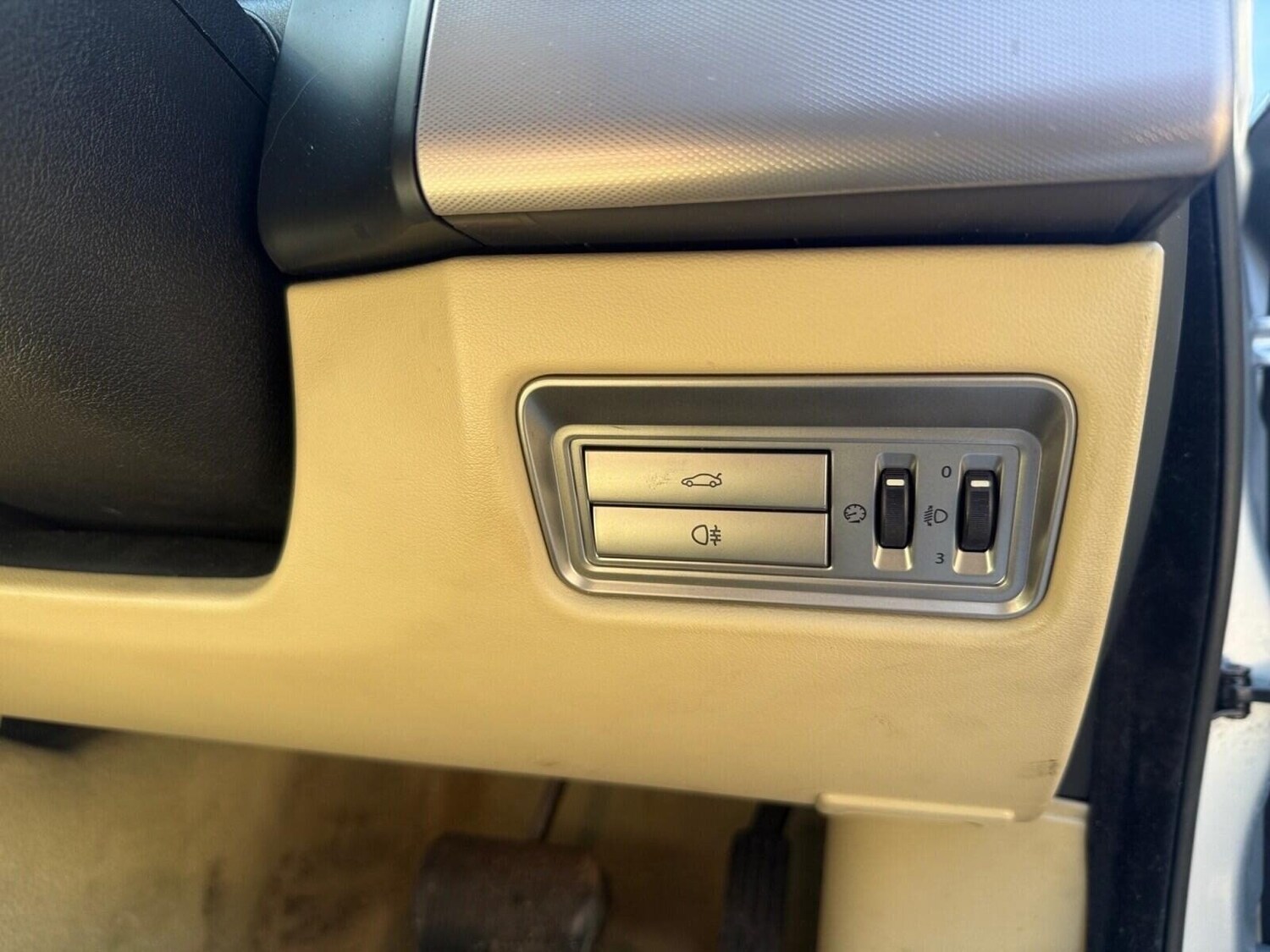 Used Jaguar XF 2011 for sale - 78164602: Photo 24