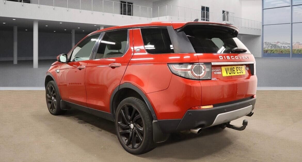 Used Land Rover Discovery Sport 2016 for sale - 76353745: Photo 4