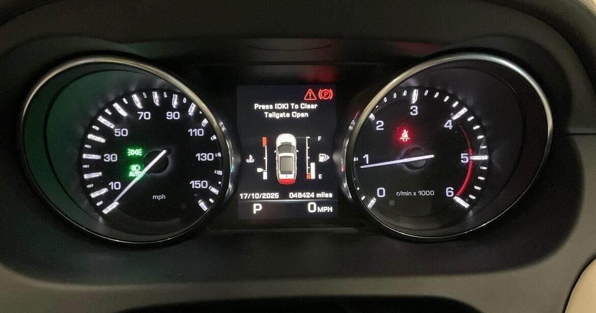 Used Land Rover Discovery Sport 2016 for sale - 76353745: Photo 7