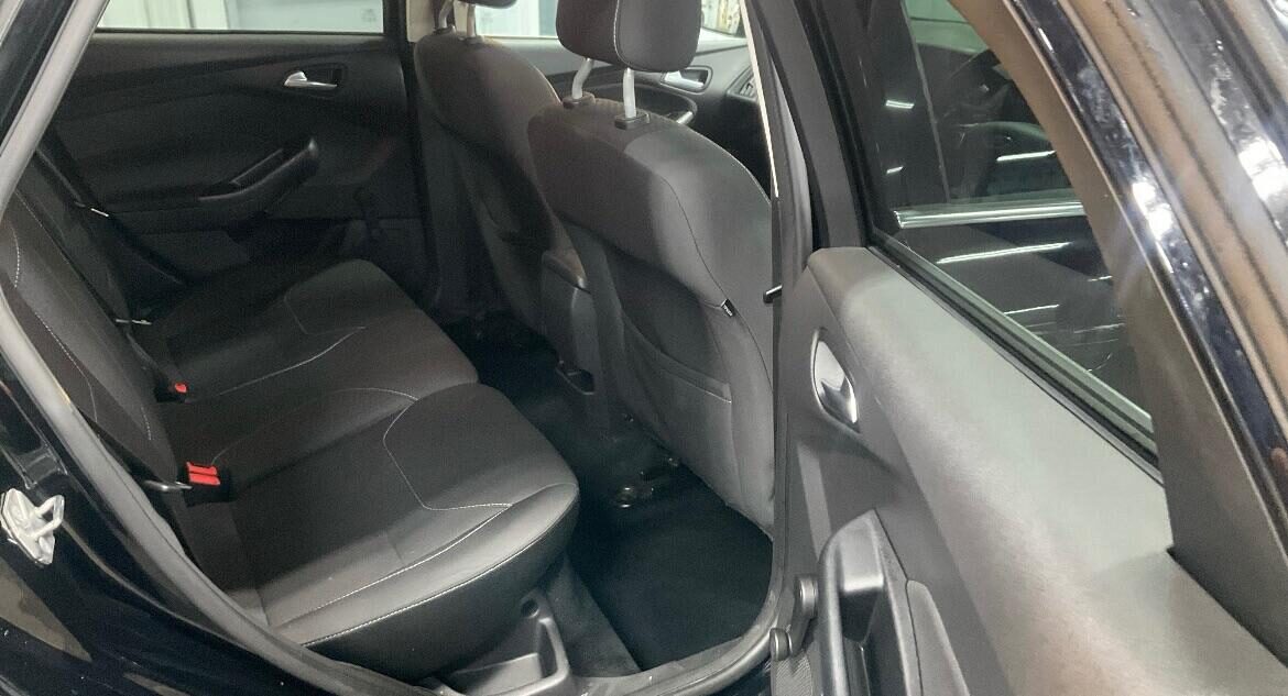 Used Ford Focus 2017 for sale - 77069881: Photo 10