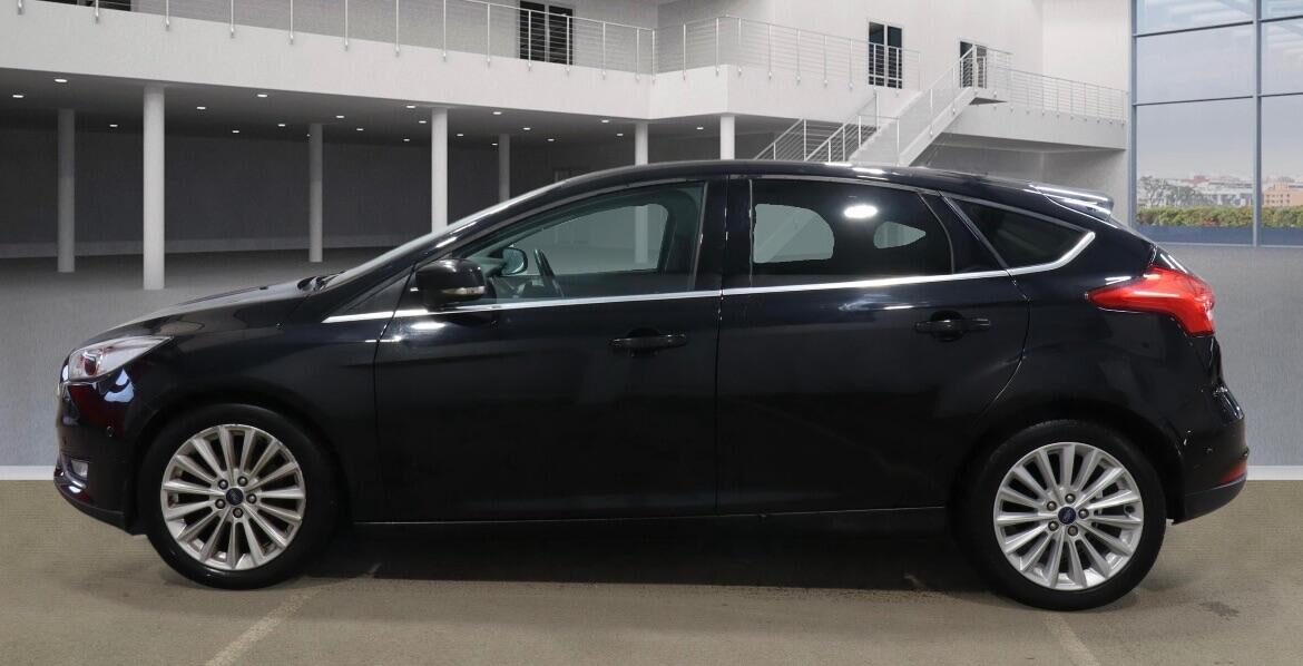 Used Ford Focus 2018 for sale - 77100053: Photo 3