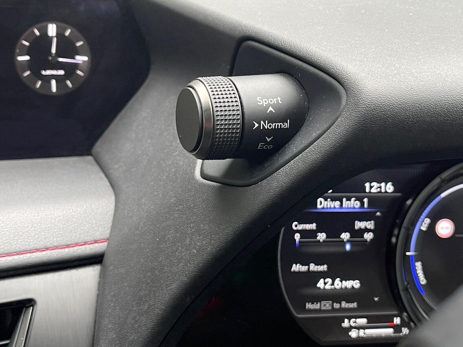 Used Lexus UX 2022 for sale - 77125812: Photo 29