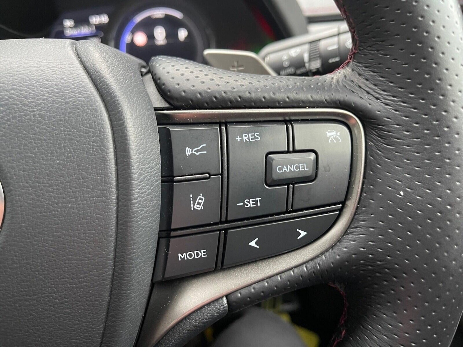 Used Lexus UX 2022 for sale - 77125812: Photo 31