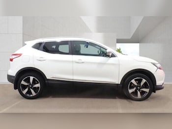 Used Nissan Qashqai 2015 for sale - 79307624: Photo