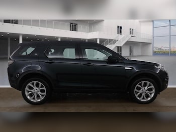 Used Land Rover Discovery Sport 2015 for sale - 77363411: Photo