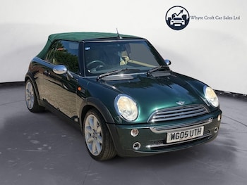 Used MINI Convertible 2005 for sale - 79500730: Photo