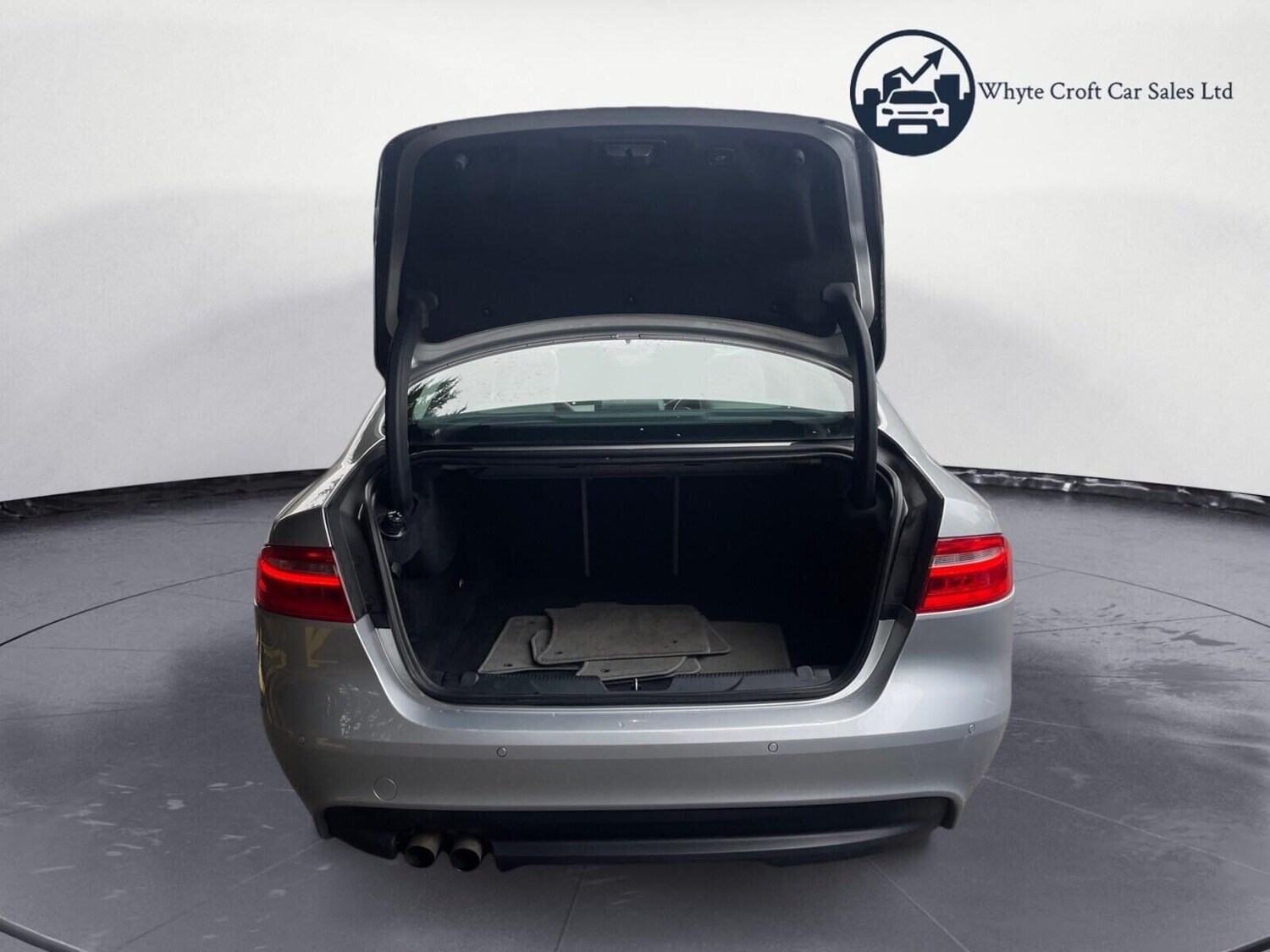 Used Jaguar XE 2015 for sale - 77501307: Photo 19